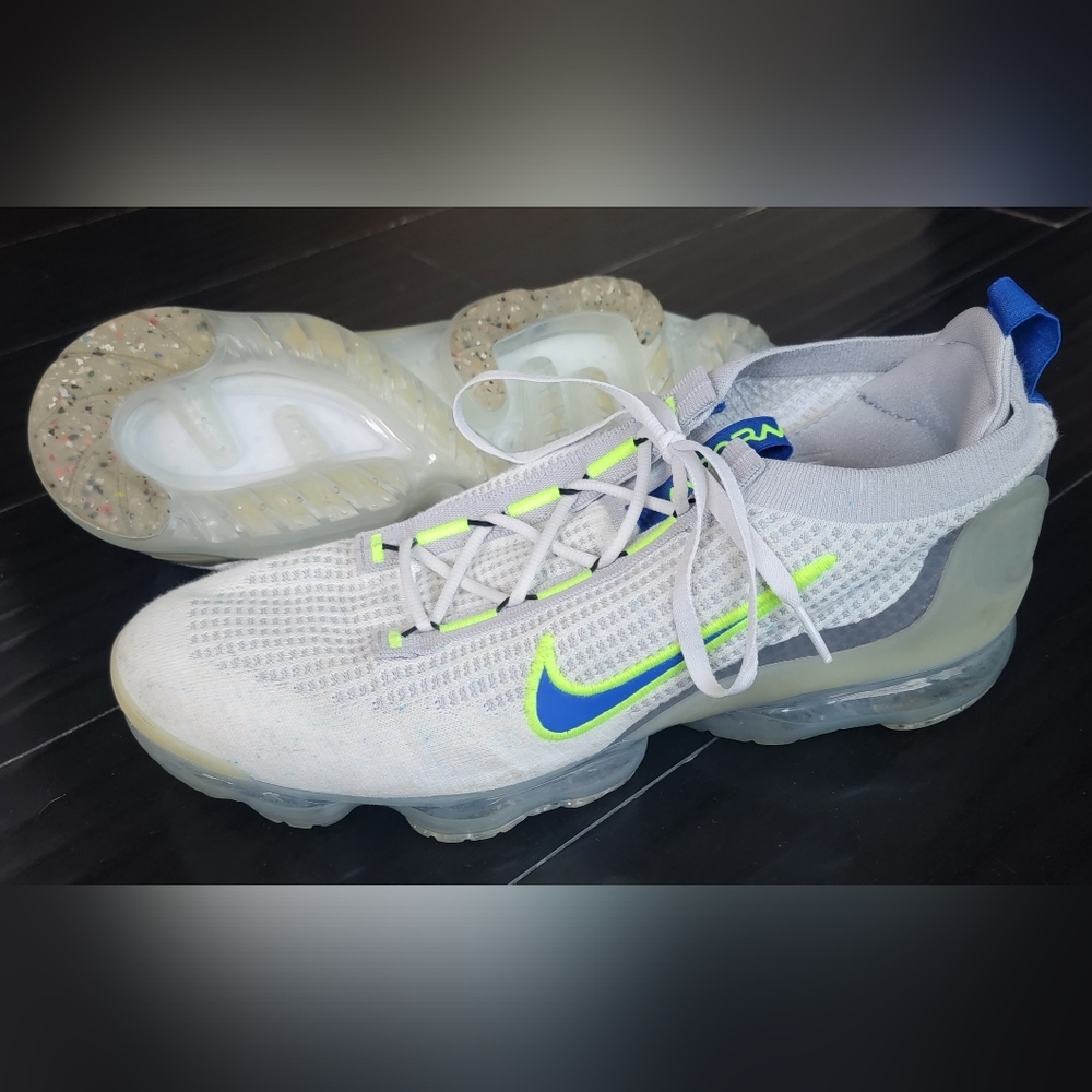 Nike Flyknit Sneakers in White and Neon Green